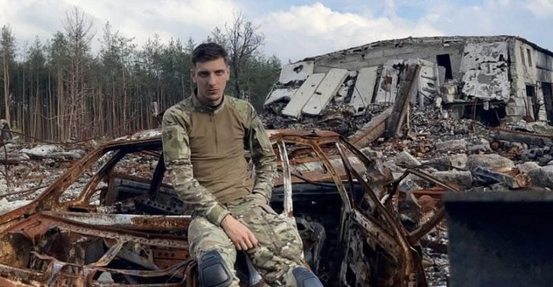 Вісім років під псевдонімом «Східний». Історія добровольця з Кадіївки Артема Карякіна