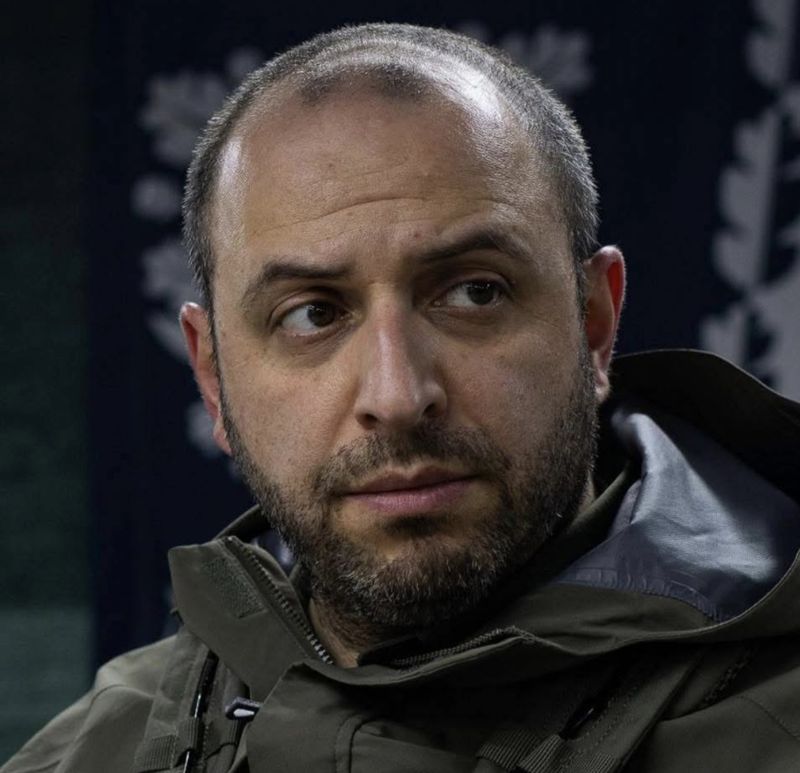 Шахраї маскуються під Умєрова і виходять на дипломатів