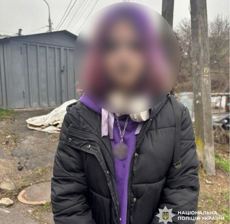 18-річну наркозакладницю затримали у Вінниці