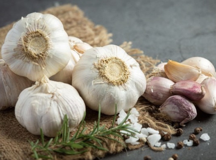 Правило 10 хвилин для часнику: дайте йому «активуватися»!