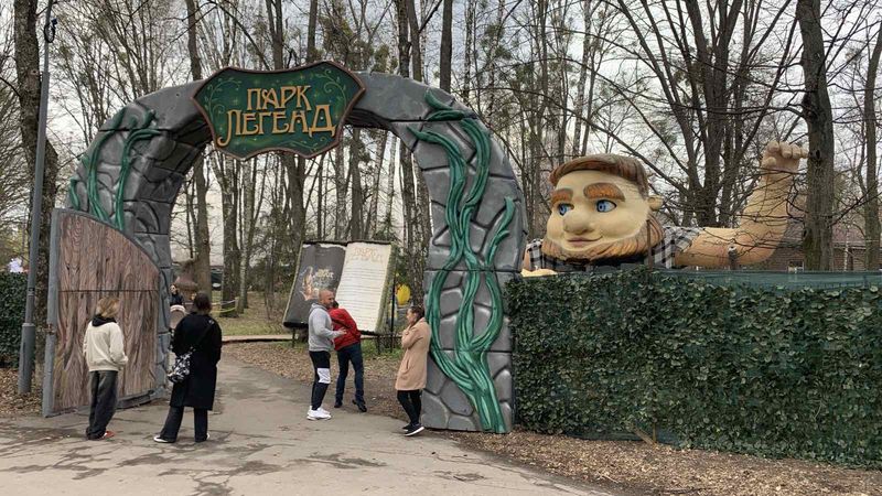 Унікальне шоу велетнів з елементами штучного інтелекту відкрилося у Вінниці