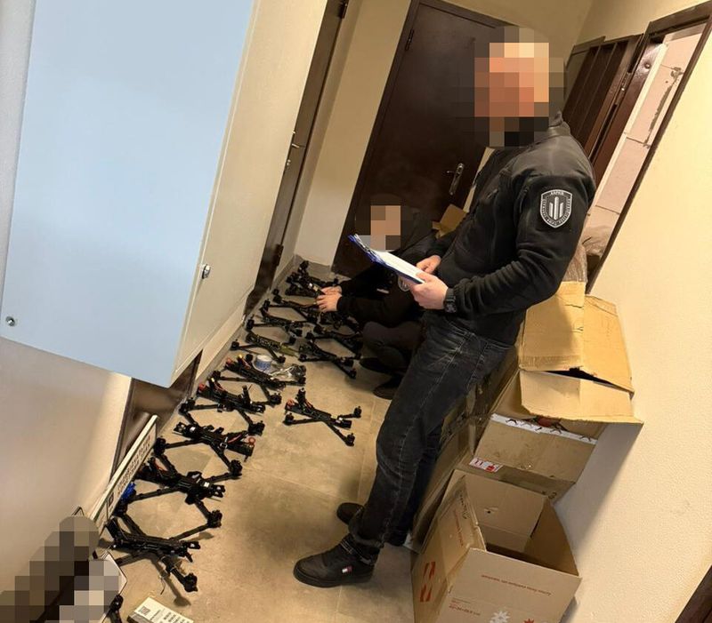 Командир підрозділу попався на продажі бойових дронів