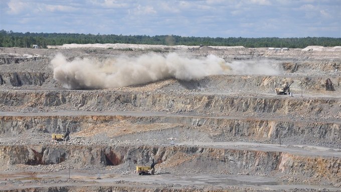 Мешканців Вінницького та Жмеринського районів попереджають про вибухи в кар’єрі