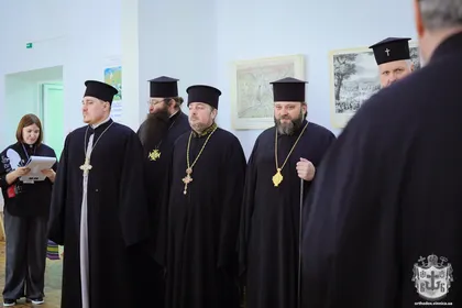 Виставка про Святогірську лавру