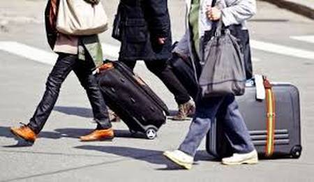 Чи потрібні нам емігранти?