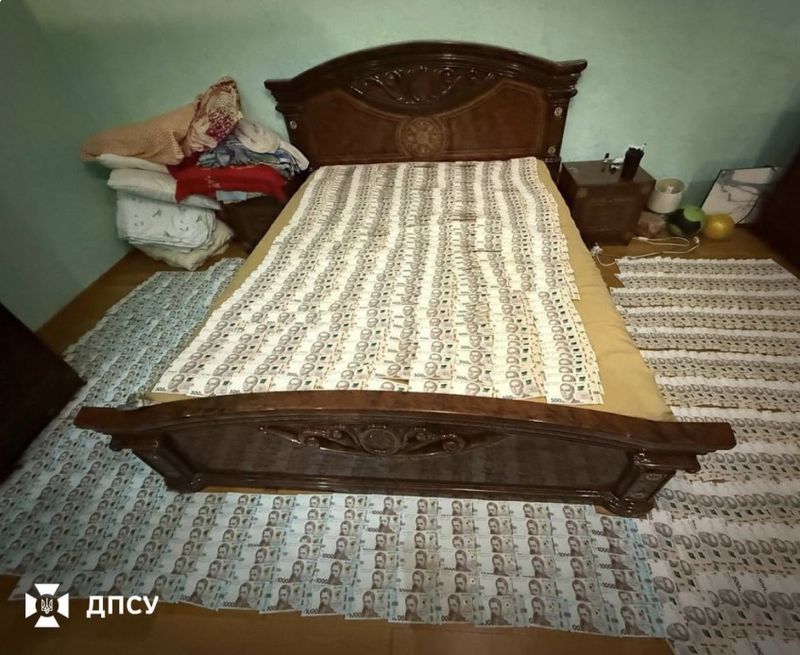 Бордель у хостелі