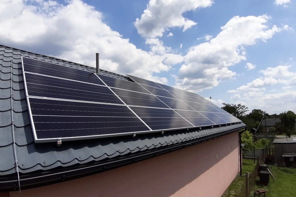 На Хмельниччині викрили схему із сонячними електростанціями на 880 тисяч гривень