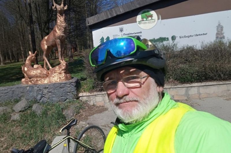 Пенсіонер подолав 200 кілометрів на велосипеді