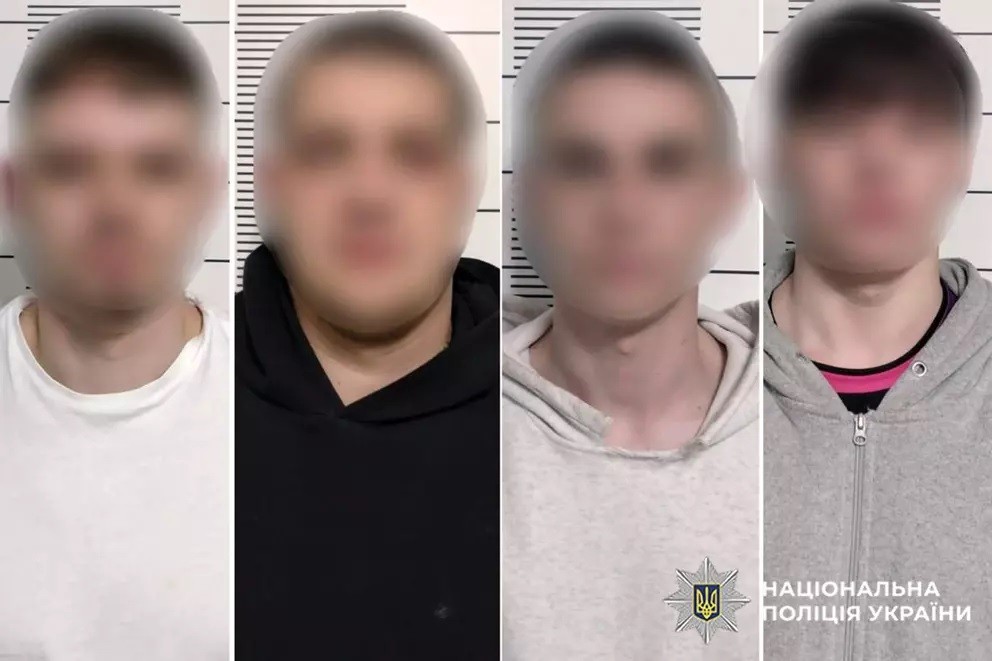 Переправляли до Румунії за 13 тисяч доларів США