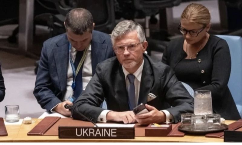 Представник України знову тицьнув в болото представника рф