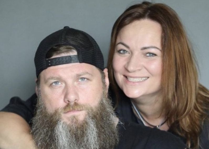 Актор-воїн покинув дружину з шестимісячним сином і пішов до іншої