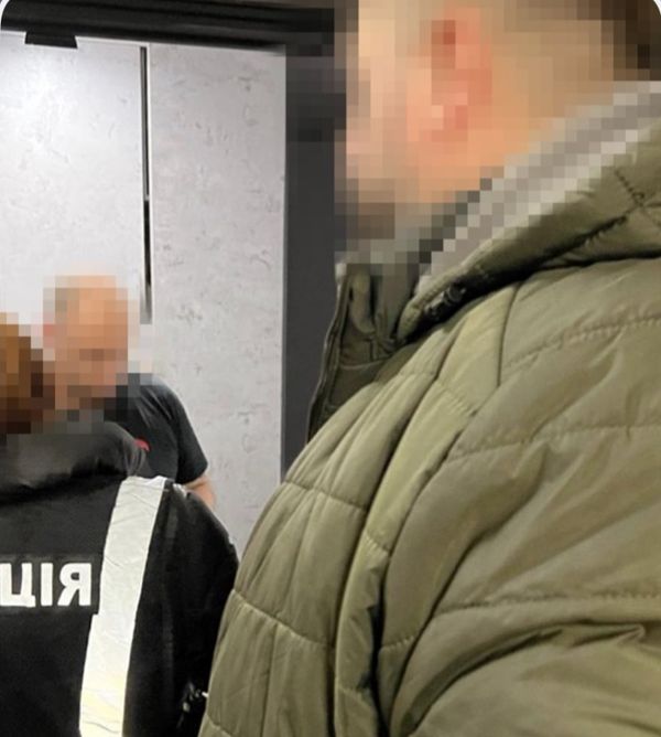 Шахрай виманив у волонтерів півтора мільйони на ЗСУ