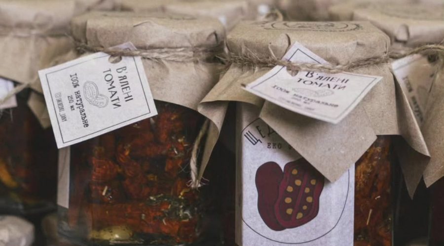 На Вінниччині екоферма готує нішеві продукти з томатів і слив