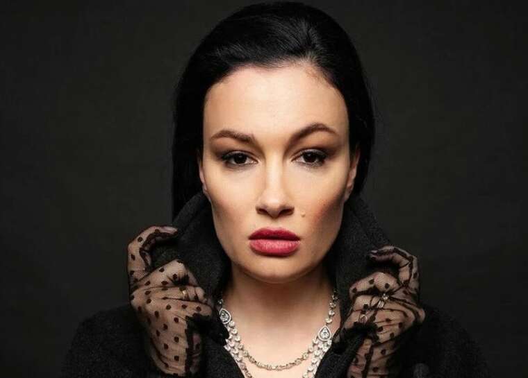 Чому у Чернівцях скасували концерт Анастасії Приходько