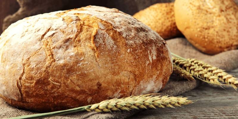 Україні різко подорожчає хліб та інші продукти