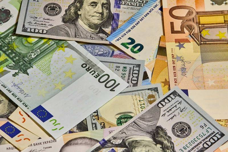 Банківські рахунки українців у квітні зросли на 40 мільярдів грн