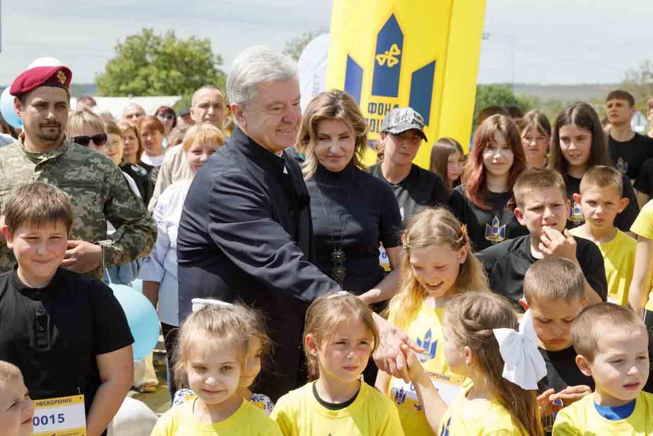 Урочистості чи «танці на крові»?