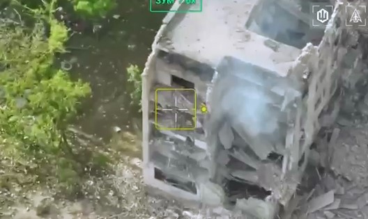 Під час масштабної нічної атаки Сили оборони уразили російський фрегат «Адмірал Ессен» у порту Новоросійська.