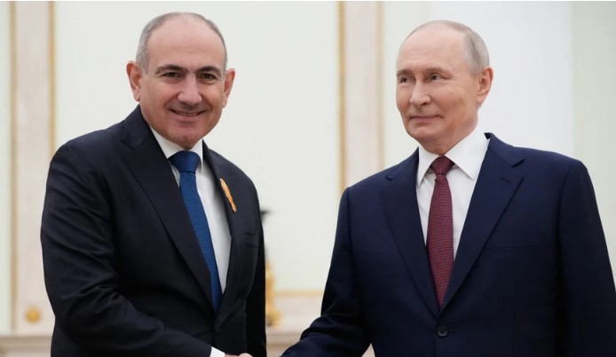 Reuters: кремль готував перекидання до 100 тисяч виборців до Вірменії для впливу на парламентські вибори