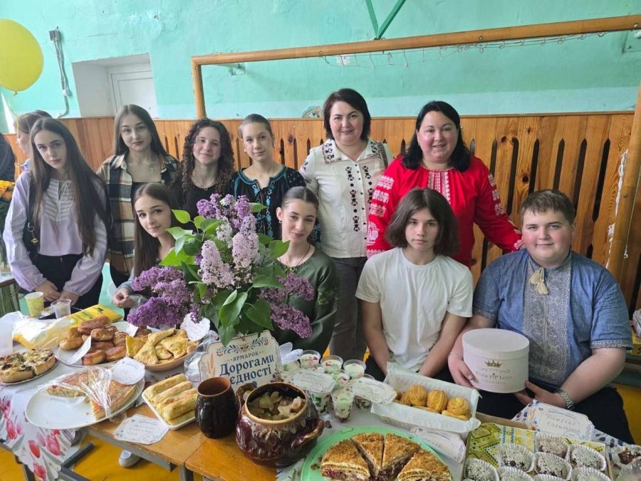 Бограч, банош, деруни й вареники, запашні короваї, прикраси ручної роботи, мехенді, розпис іграшок та посуду, вироби з 3D-принтера і мами в костюмах мультяшних супергероїв.