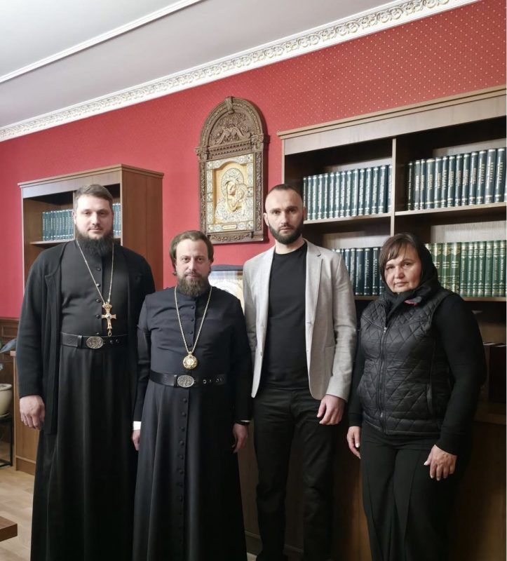 Голова громади з Вінниччини привітав настоятеля Києво-Печерської Лаври з Днем народження