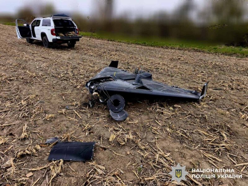 Уламки збитих безпілотників можуть бути небезпечними