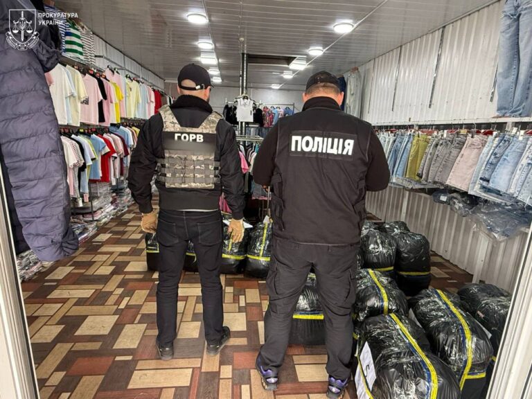 В Одесі на ринку “7-й кілометр” продали 50 тонн гумдопомоги