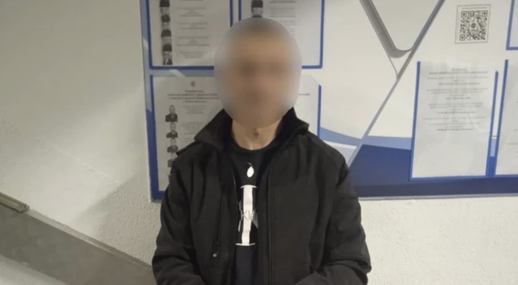 Чоловік, побачивши ТЦК, взяв дівчинку в заручники