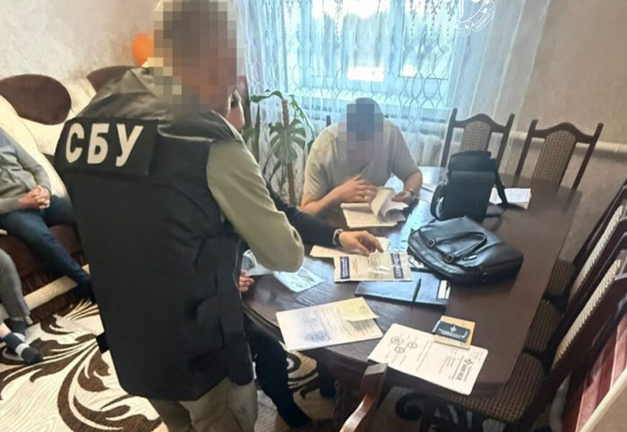 Жителі Вінниччини продавали фальшиві документами для відстрочки від служби