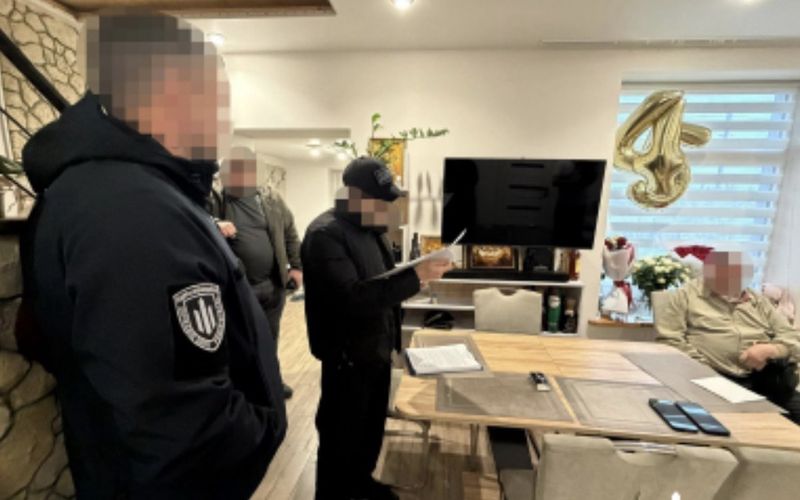 Ремонт дому тещі замість служби – ДБР повідомило про підозру начальнику штаба військової частини