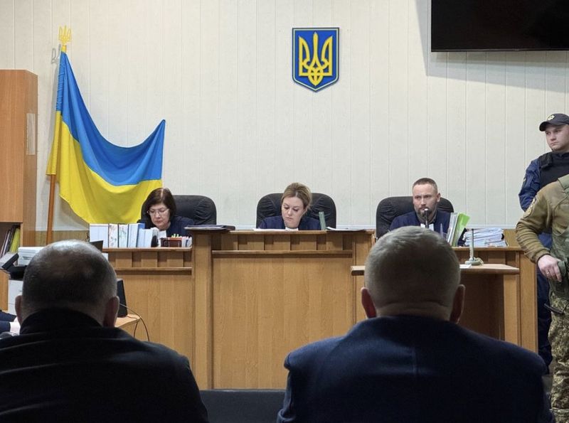 Дві юні могили і питання, на які досі чекають відповіді
