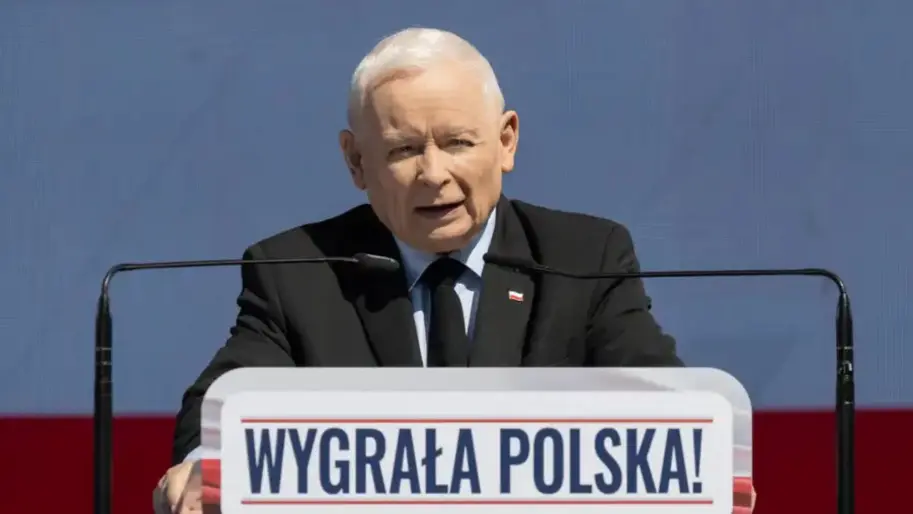 Польщу закликають блокувати переговори про вступ України до ЄС