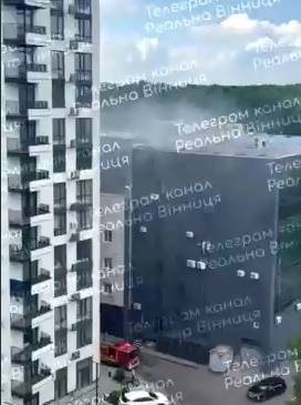 У Вінниці горить IT Park M9 біля ЖК «Лісопарковий»
