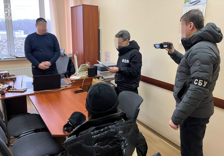 20 мільйонів вкрали на світлофорах