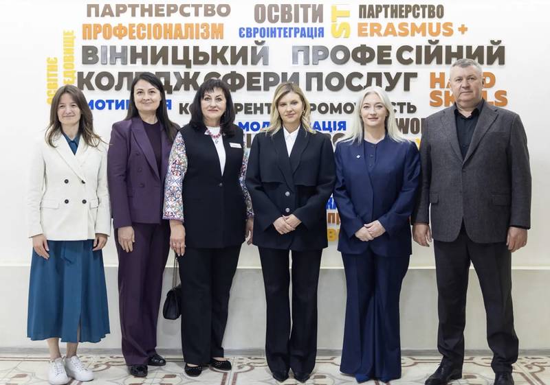 Візит Олени Зеленської до Вінниці: реальна безбар’єрність чи демонстрація успішного кейсу?