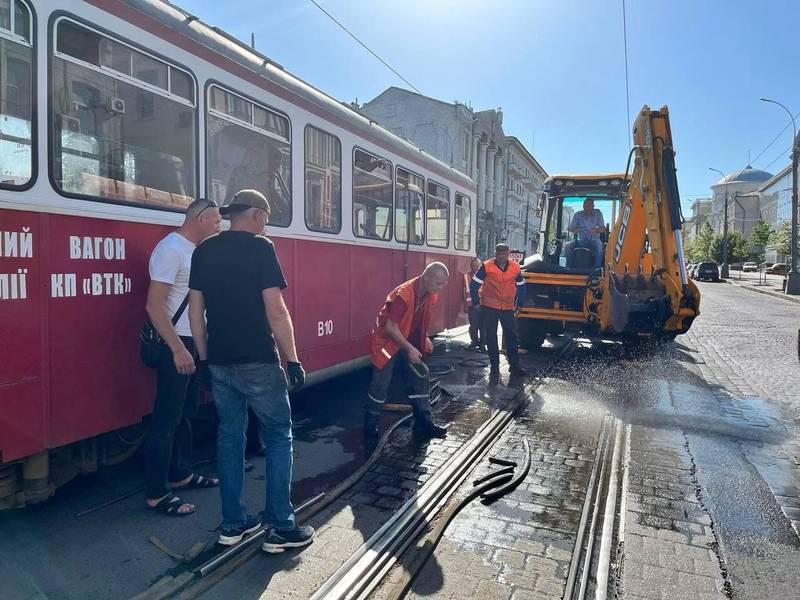 У Вінниці через спеку деформувалися трамвайні колії