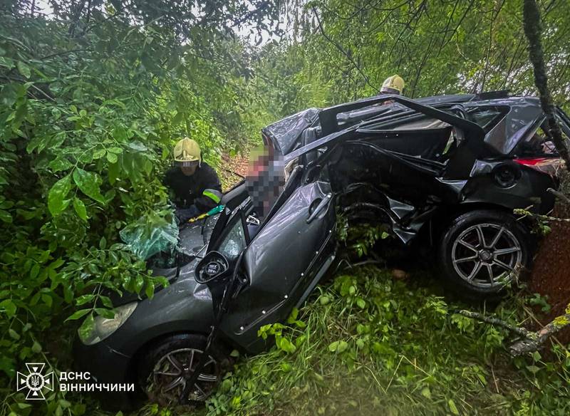 Бабуся з онуком загинули у ДТП на Вінниччині