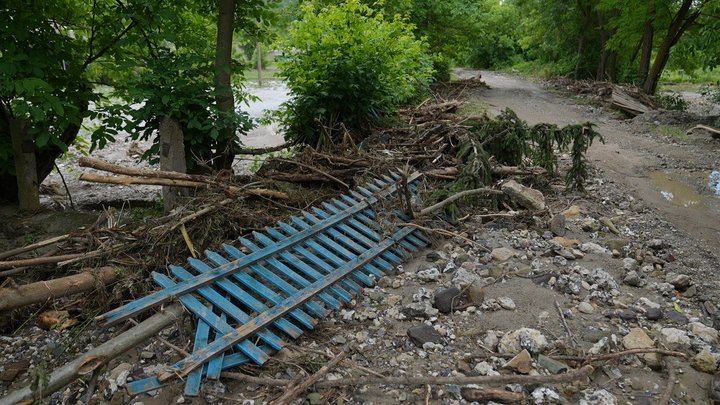 Через негоду село на Вінниччині опинилося під водою