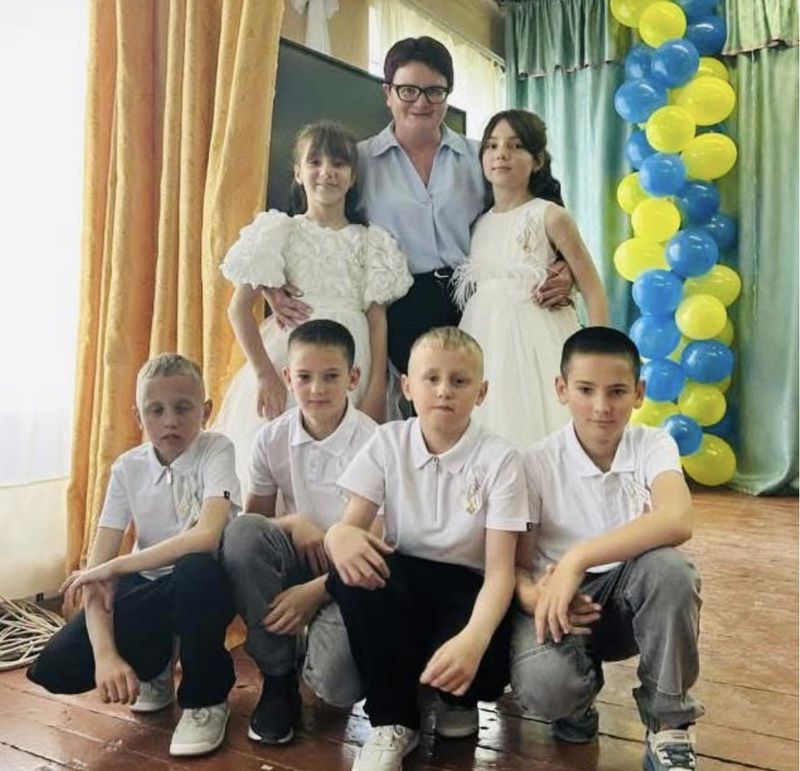 Три пари двійнят в одному класі