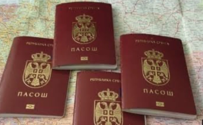 Сербія допомагає обходити санкції росіянам і масово надає громадянство тим, хто перебуває під санкціями, – ЄС