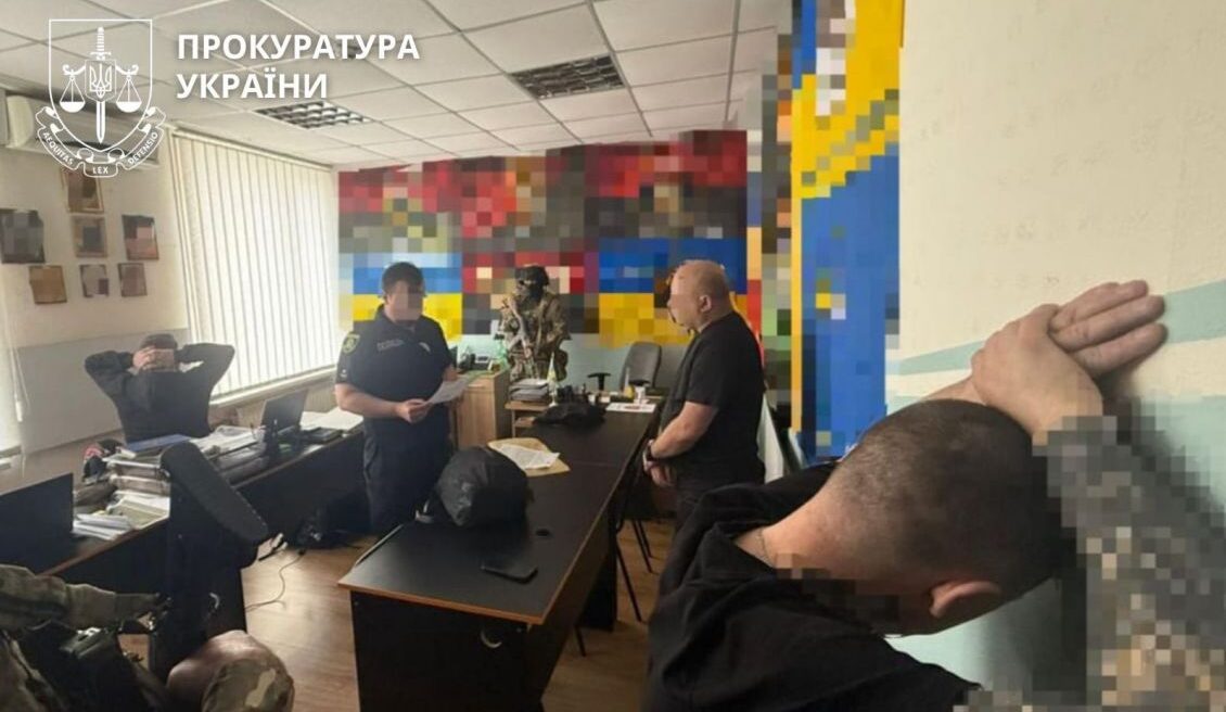 Посадовців армійського корпусу підозрюють у поборах із підлеглих