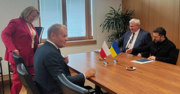 Туск та Зеленський провели переговори на полях саміту ЄС