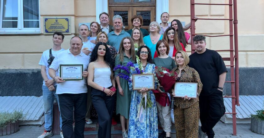 Національний рекорд за кількістю показів на обласній сцені