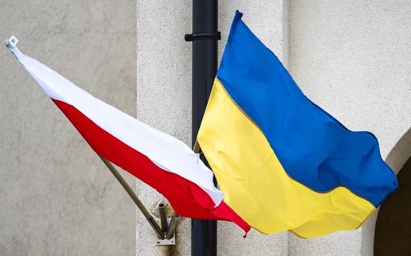 За погіршення відносин з Польщею відповідальна Україна