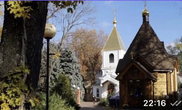 Госпітальний храм в Одесі перейшов до ПЦУ на тлі скандалу: що знайшли всередині