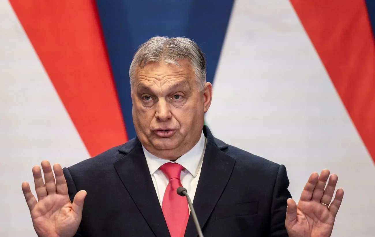 Орбан особисто дав наказ затримати автівки українського банку, – Петер Мадяр