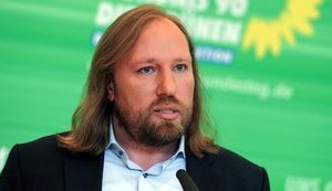 Німецький депутат заявив, що українські чоловіки повинні мати право відмовлятися від служби