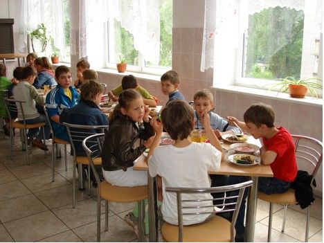 Вінниччині виділять 363 млн грн на безкоштовне харчування всіх школярів
