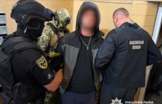 Поліція та СБУ затримали зловмисника, який напав на поліцейських під час забезпечення публічного порядку у Львові