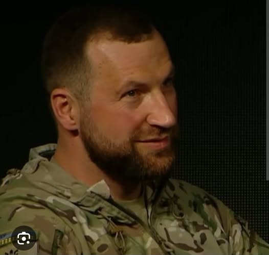 Я підтримую Хмару на посаді міністра оборони.